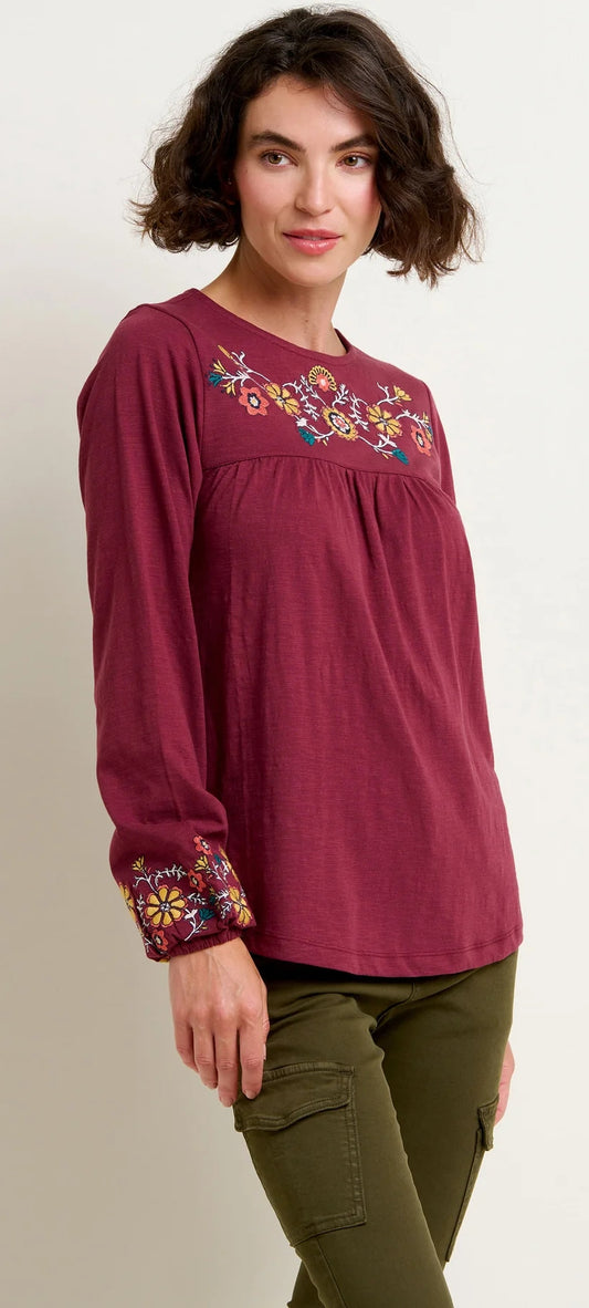 Brakeburn Womens Folk Floral Embroidered Tee - Burgundy