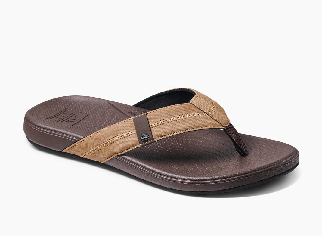 Reef mens cushion flip flops in brown with durable straps and comfortable footbed for all-day wear