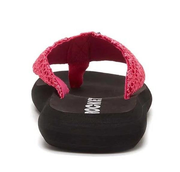 Rocket Dog women's Spotlight flip flops in black with a crochet Pink coloured strap with a molded logo print footbed.