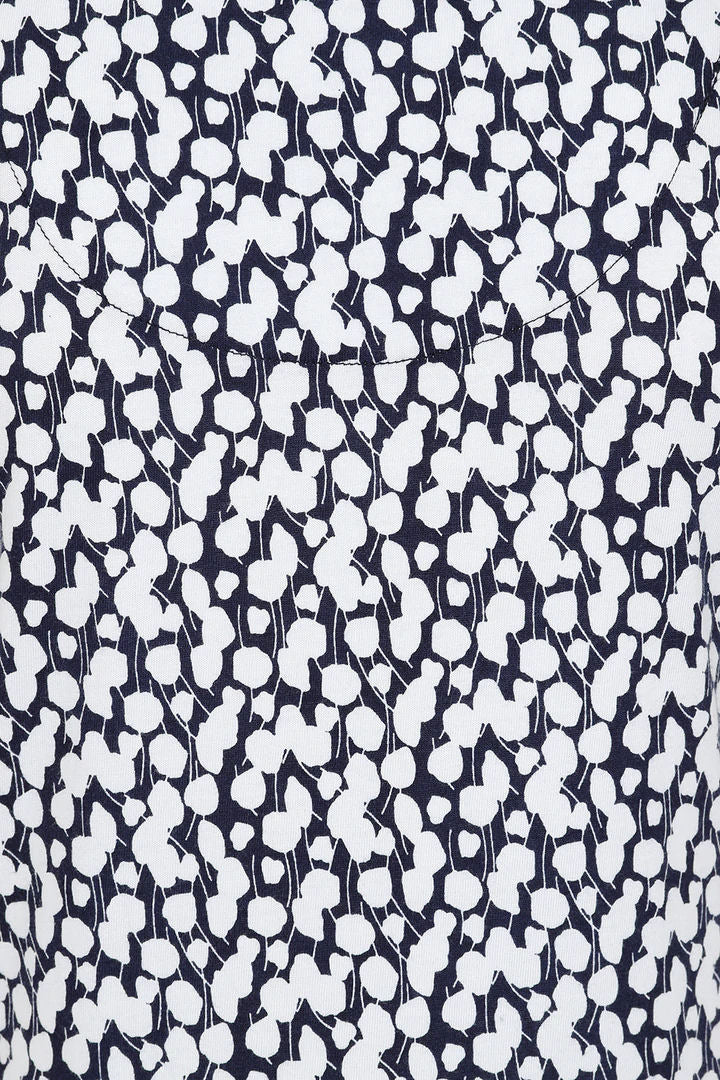 Mudd & Water Womens 'Fauna Top' - Leaf Print Navy