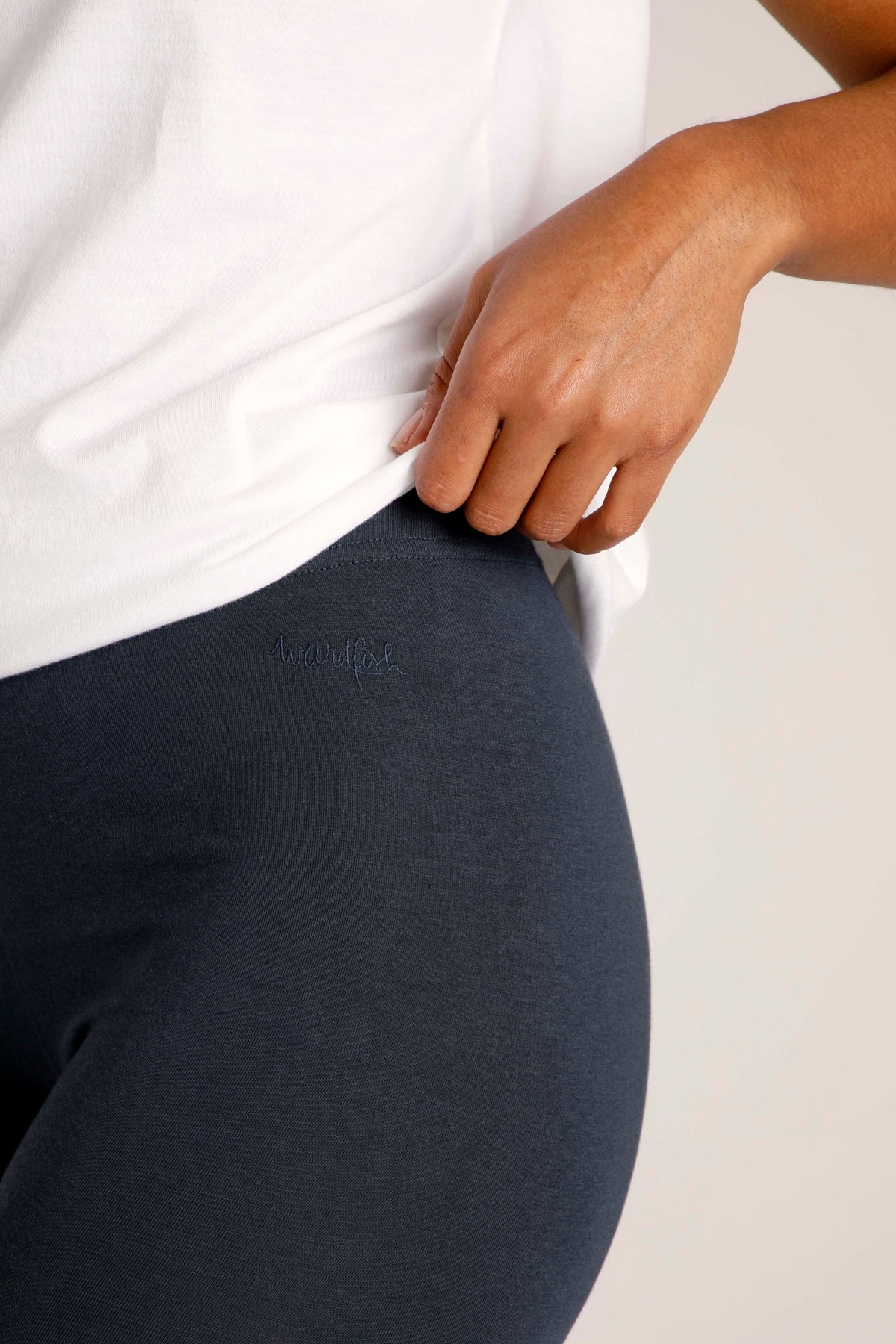 Weird Fish Womens Navy Blondie Cropped Leggings