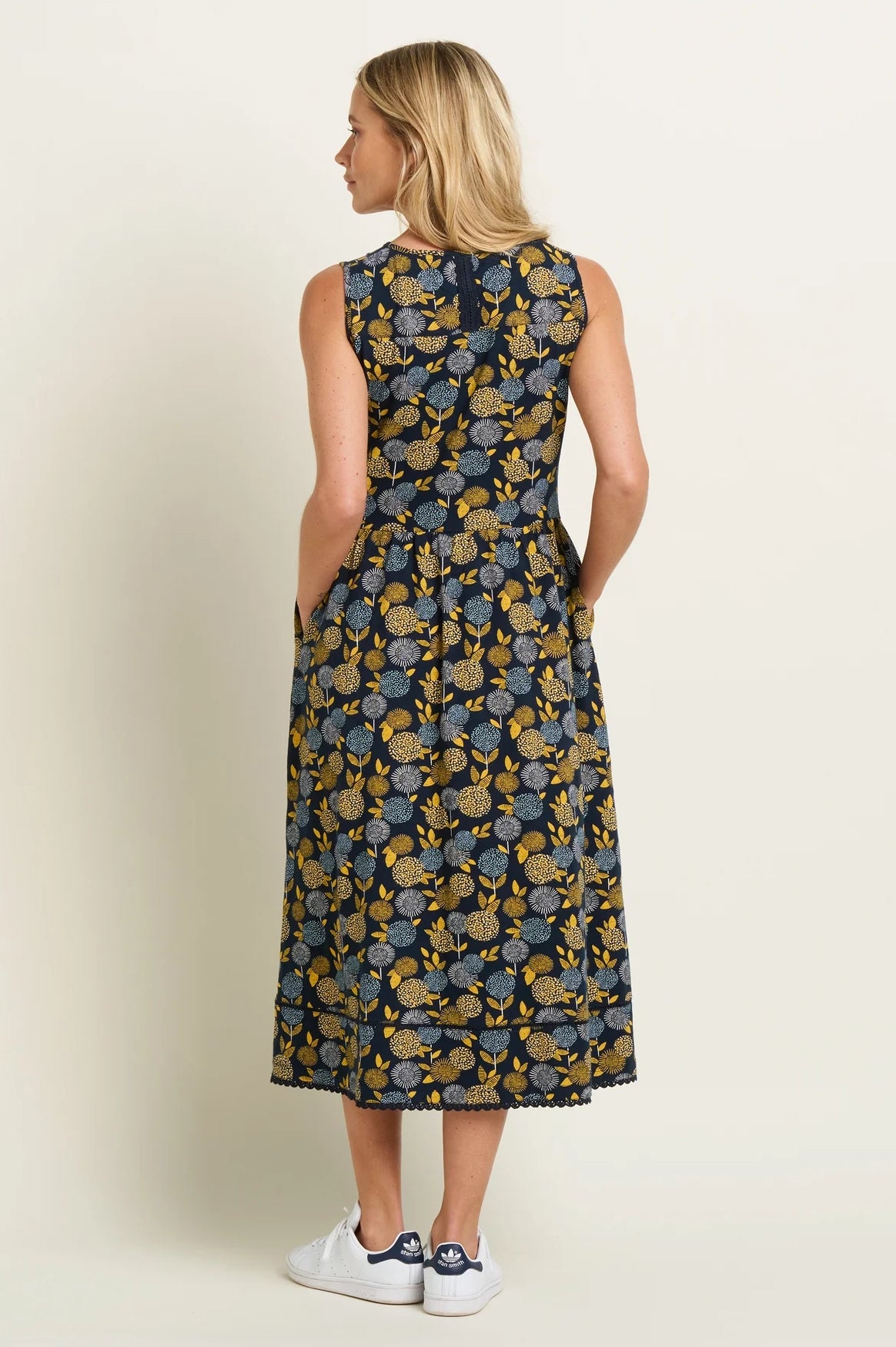 Brakeburn Womens Luna Sleeveless Dress - Navy