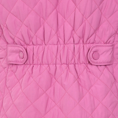 Popper adjustable back tabs on a women's Raspberry Pink Lazy Jacks quilted gilet.