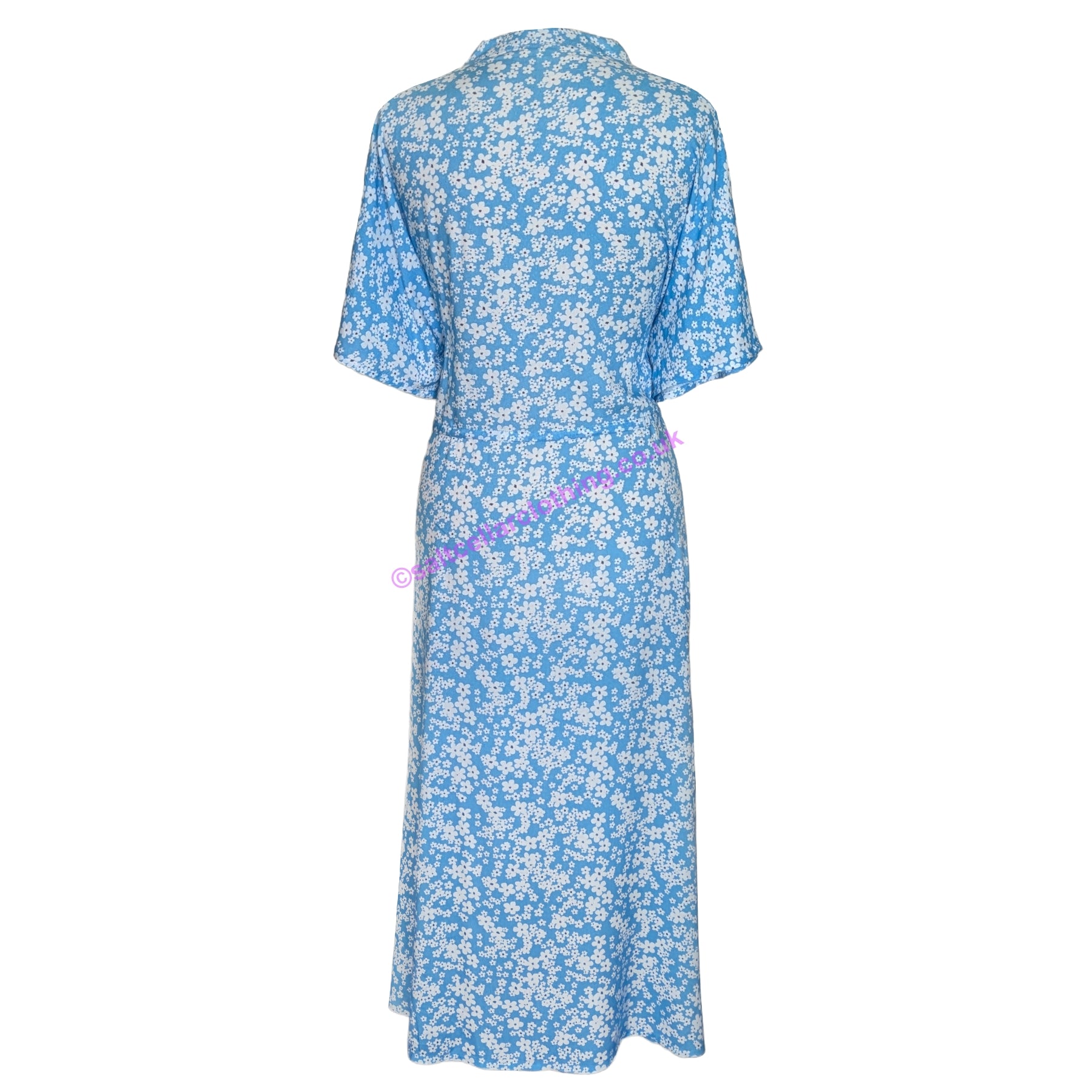 Back view of a womens Mudd & Water blue Aylyssa short sleeve dress with a floral print on a white background