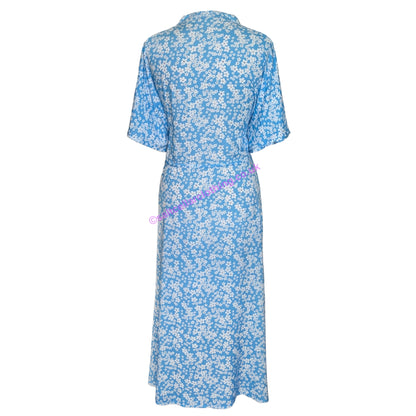 Back view of a womens Mudd & Water blue Aylyssa short sleeve dress with a floral print on a white background