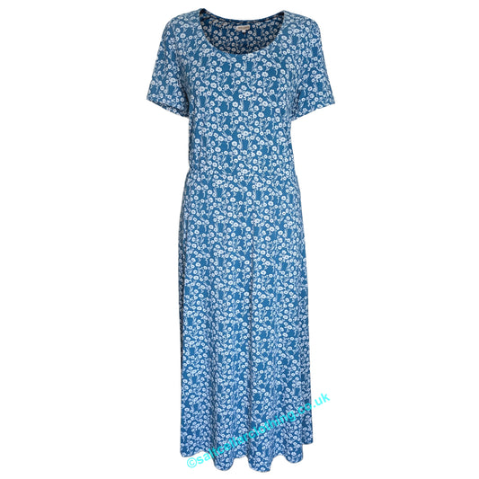 Front view of a womens Mudd & Water short sleeve Iris maxi dress in teal blue with a white meadow floral print, on a white background