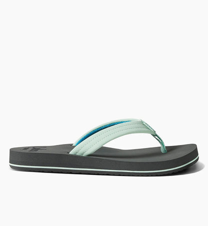 Reef womens Cushion Breeze flip flops in black and light blue with cushioned straps for comfort