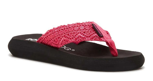 Rocket Dog women's Spotlight crochet strap flip flops in Pink.