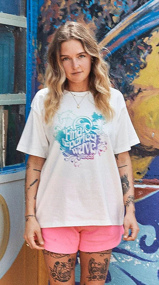 Saltrock women's short sleeve loose fit Find the Perfect Wave printed t-shirt in White.