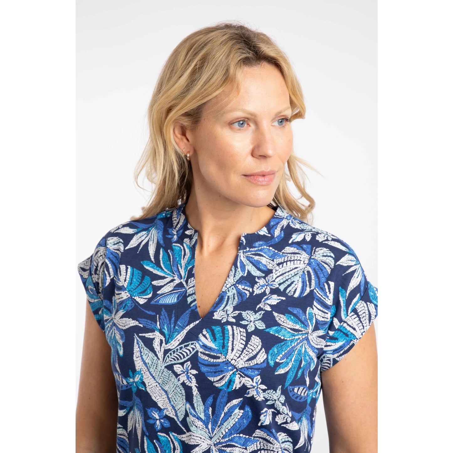 Weird Fish Womens Alia Tropical Print Jersey T-Shirt - Blue Indigo