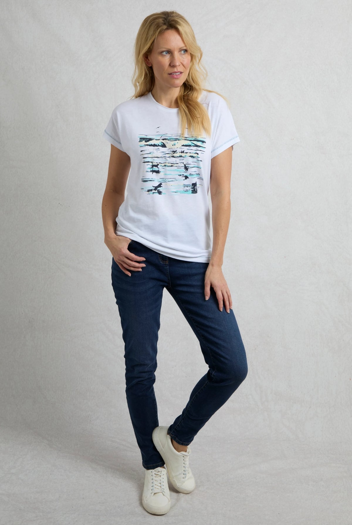 Weird Fish Womens Beach Run Print T-Shirt - White
