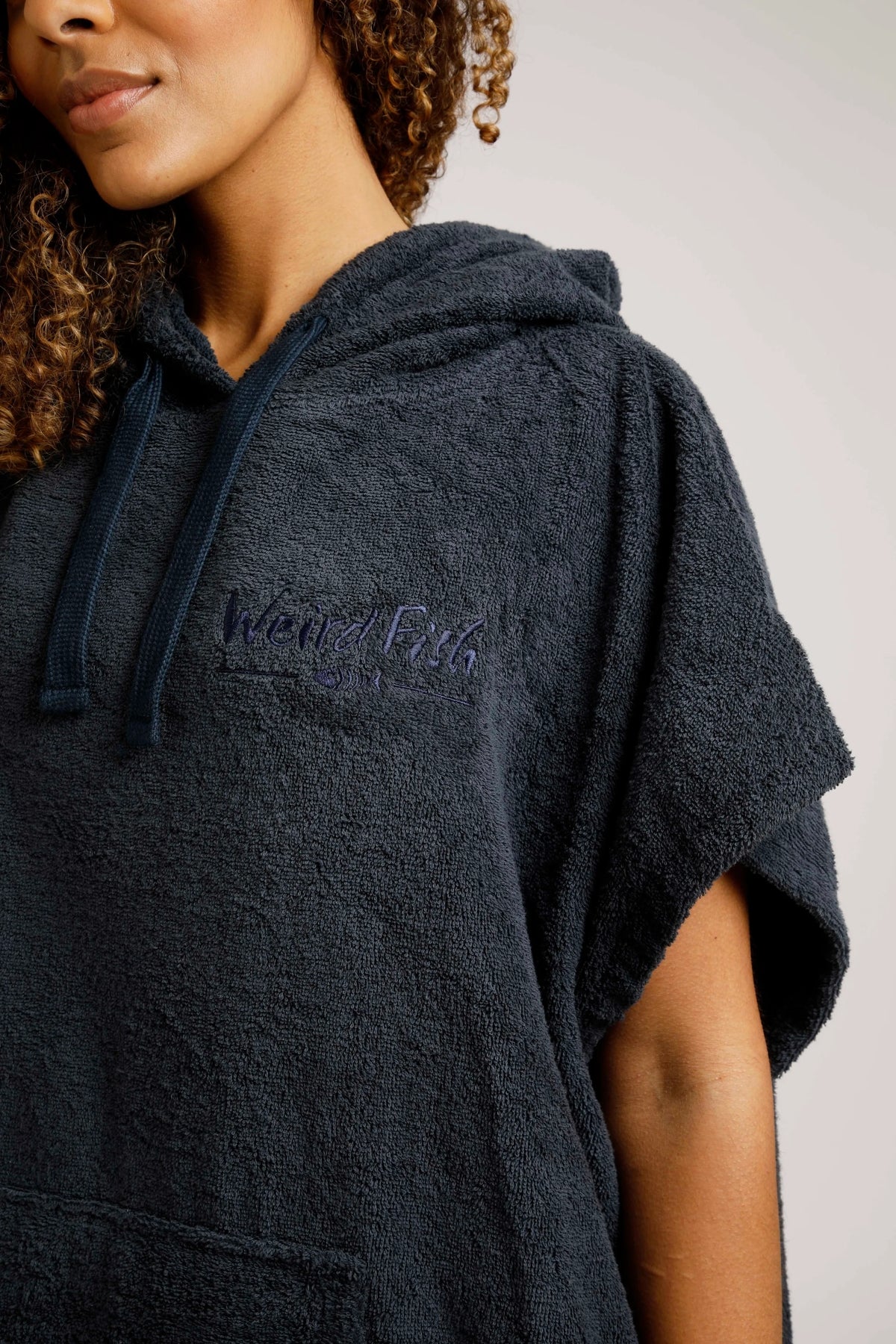 Weird Fish Adults Unisex Oceana Towelling Changing Robe - Navy