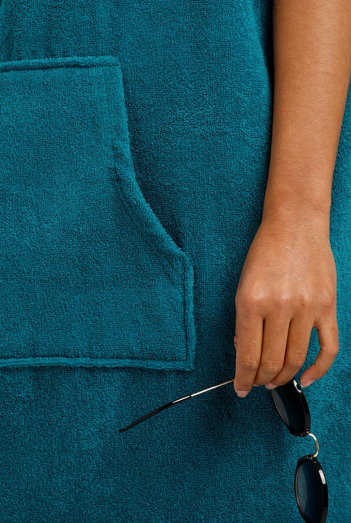 Weird Fish Adults Unisex Oceana Towelling Changing Robe - Peacock Blue