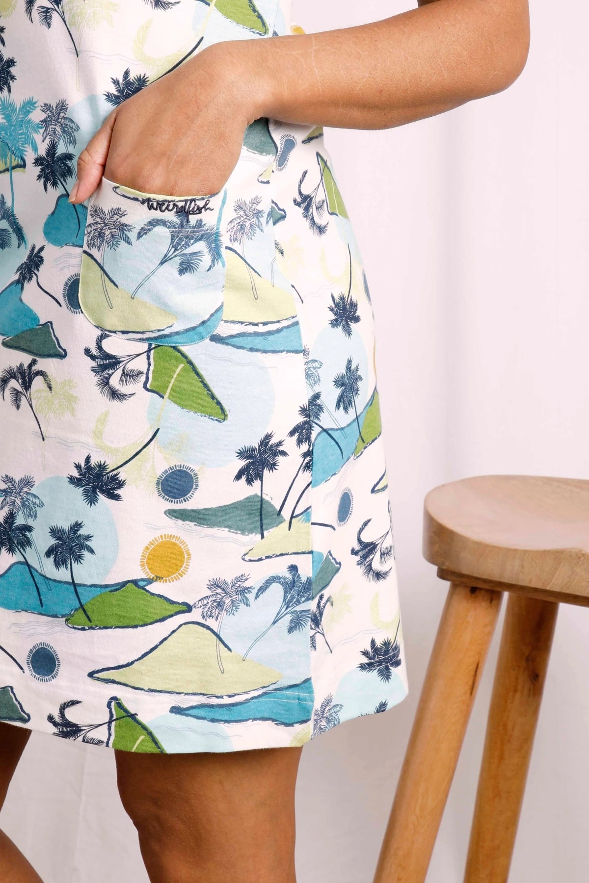 Weird Fish Womens Tallahassee Printed Jersey Dress - Kiwi