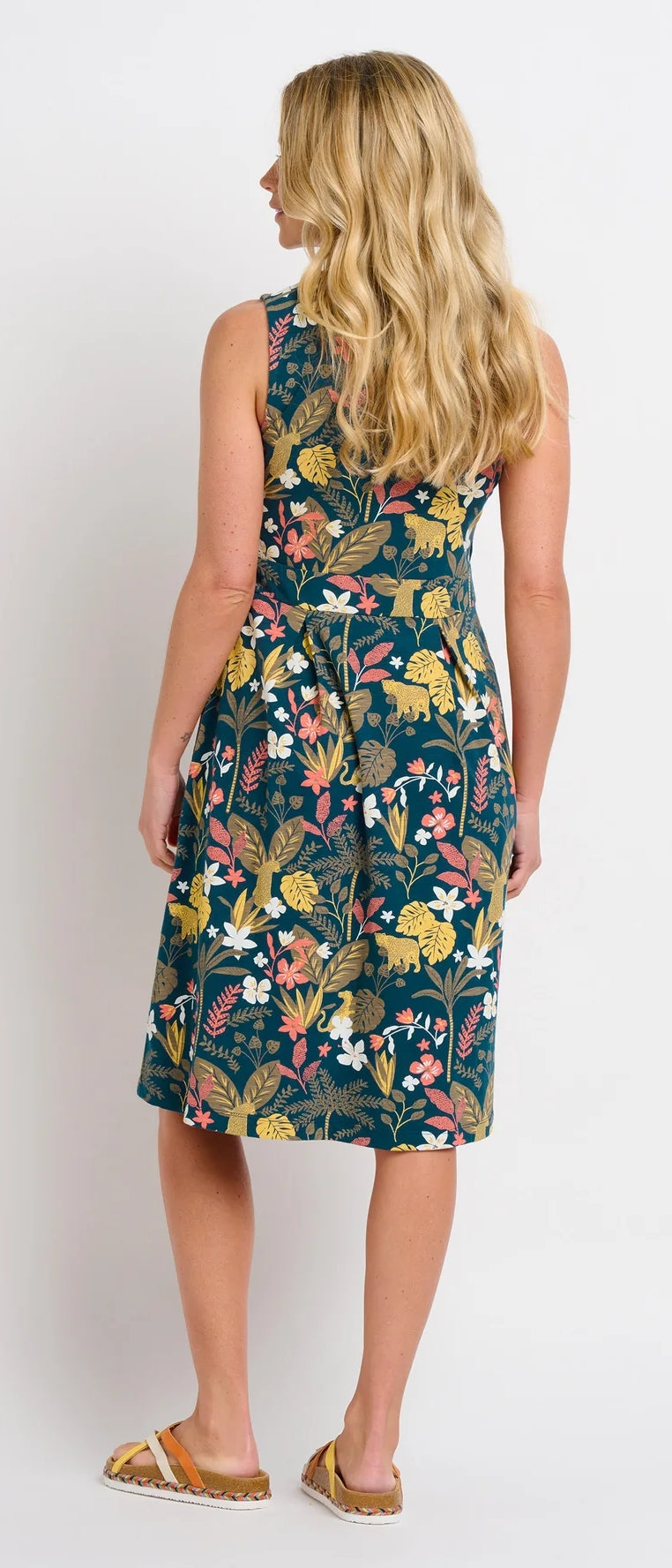 Brakeburn womens botanical jungle floral print sleeveless dress