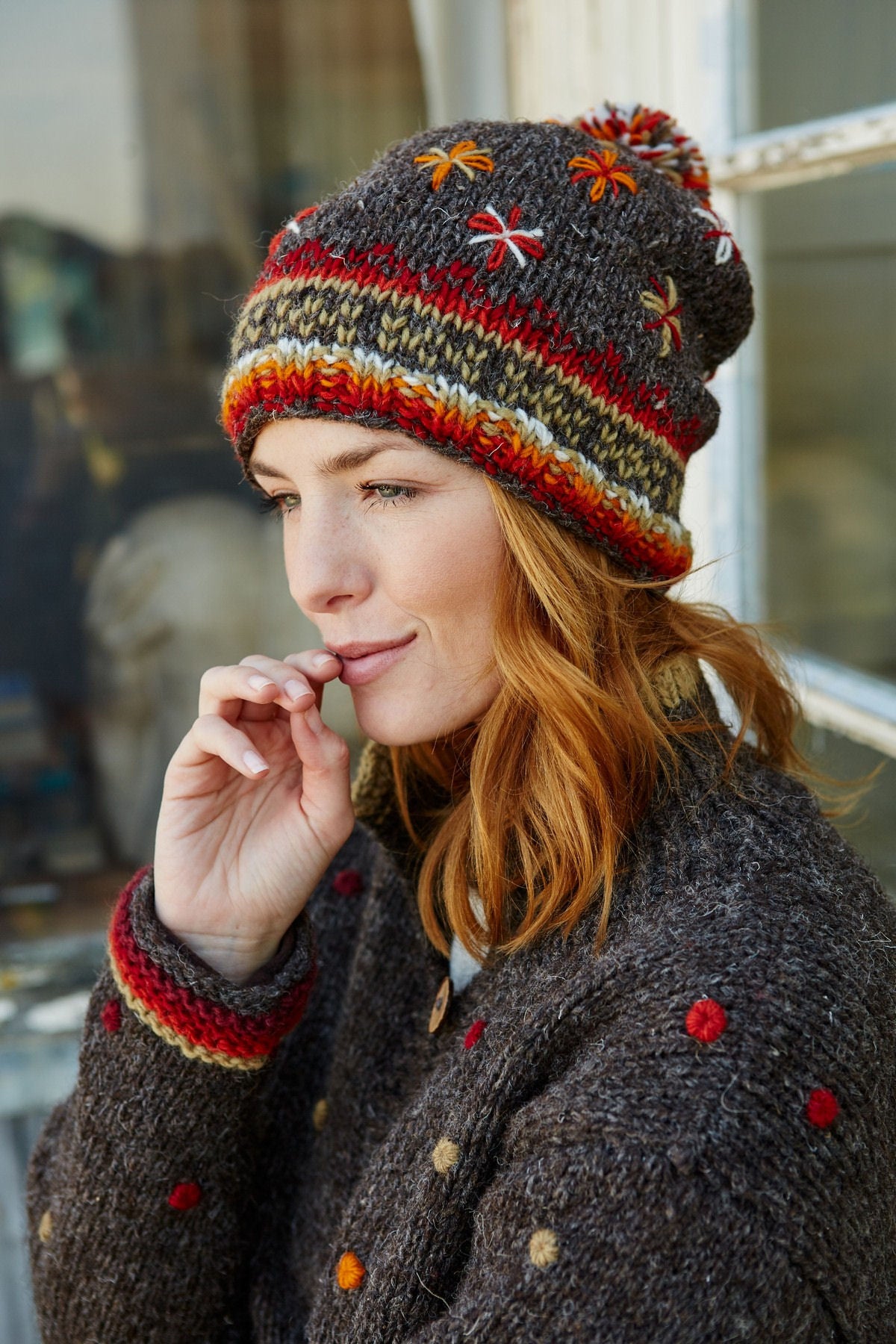Pachamama Adults 'Littlehampton' Knitted Bobble Beanie - Bark
