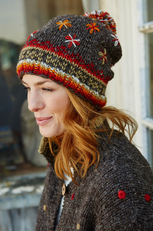 Pachamama Adults 'Littlehampton' Knitted Bobble Beanie - Bark