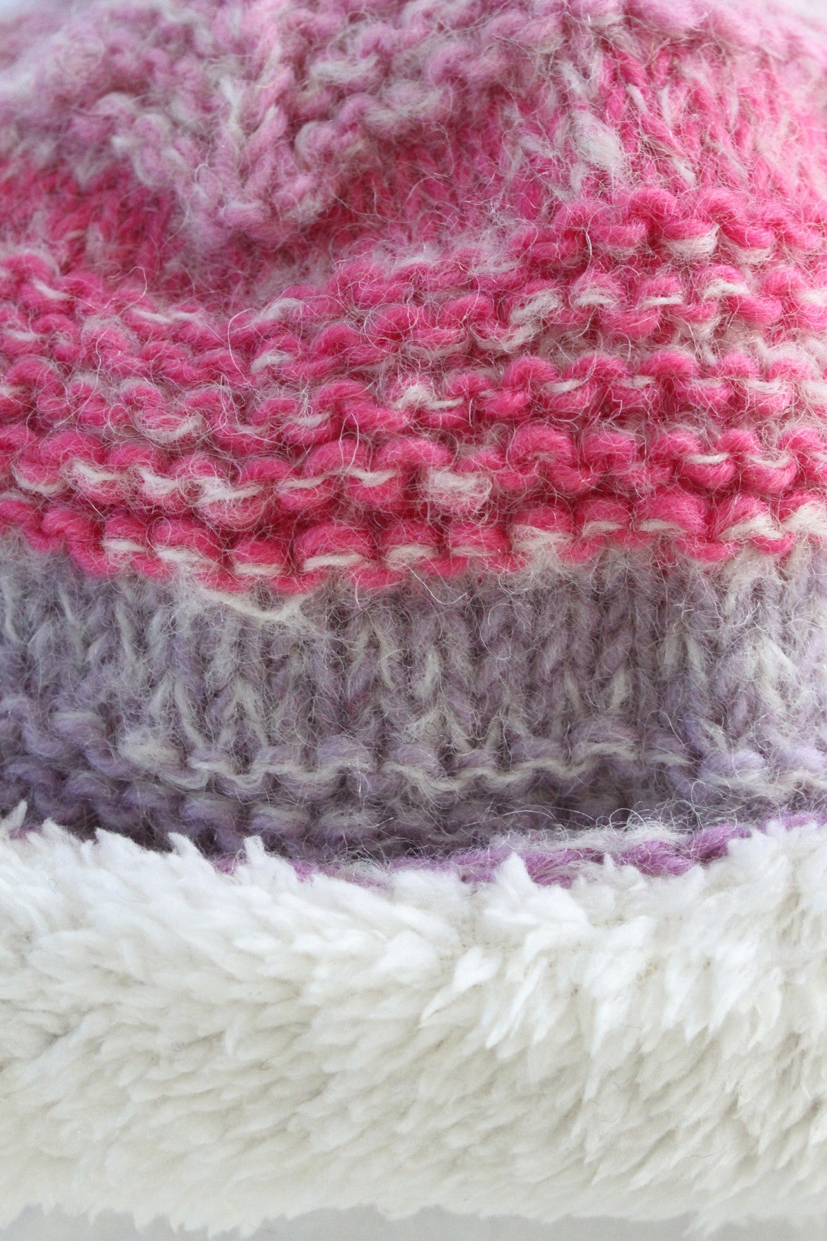 Pachamama Adults 'Sierra Nevada' Fluffy Lined Knitted Bobble Beanie - Pink