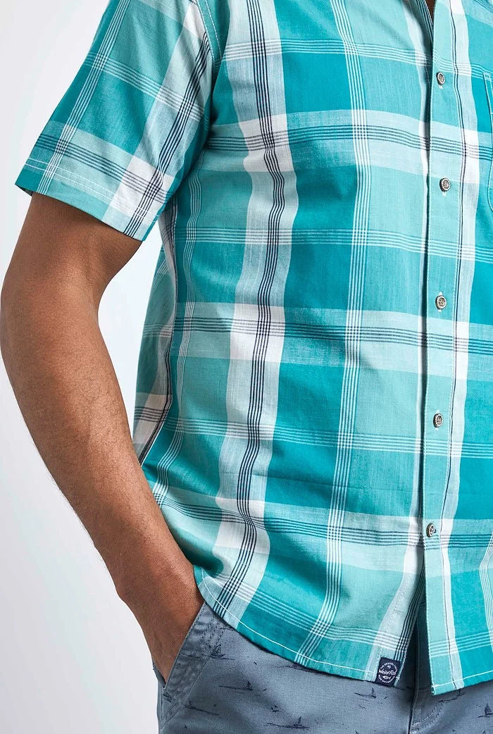 Weird Fish Mens 'Avalon' Short Sleeve Check Shirt - Viridis